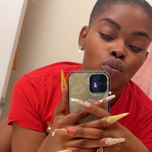 Meet your Posher, Jacquel